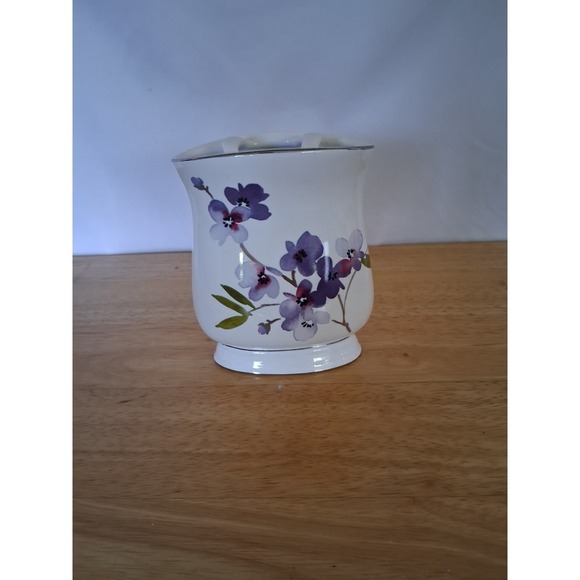 Violet Toothbrush Holder 5 inches Tall - Picture 1 of 4